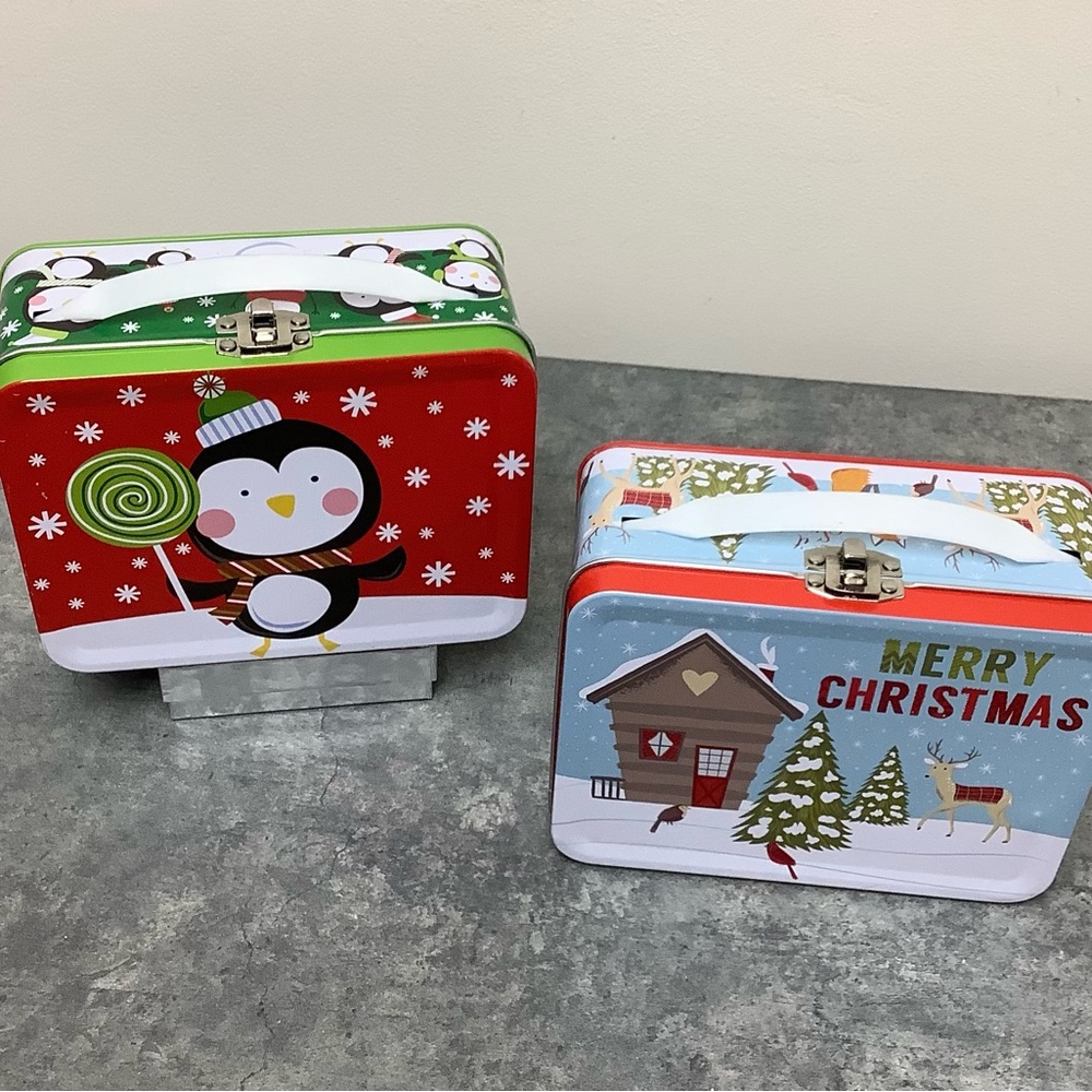💲SaleTwo Unbranded Christmas lunchbox tins.